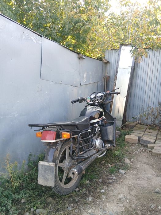 Мотоцикл 200куб yaqi