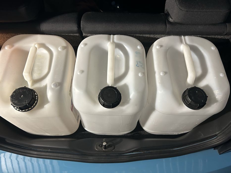 Туби за гориво и чиста вода 20 литра