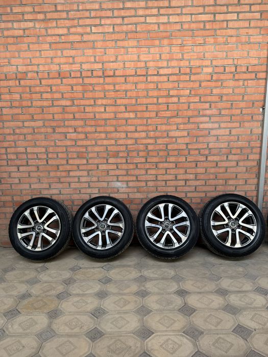 Диски R20 с шинами Land Cruiser 200