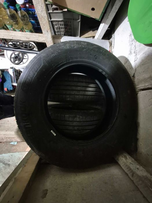 vând cauciucuri hankook vara 215 65 r17