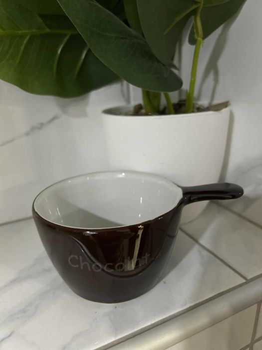 Нова немска керамична чаша за шоколад или кафе