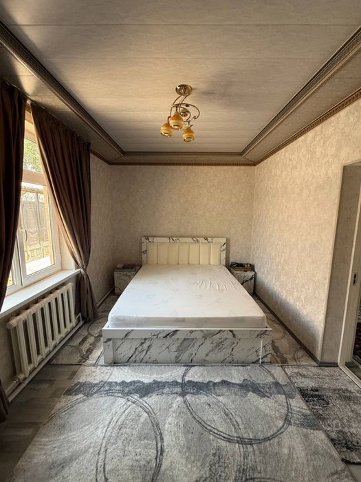 Паркентда 6 сотих ер сотилади — 4 хонали евроремонт уй