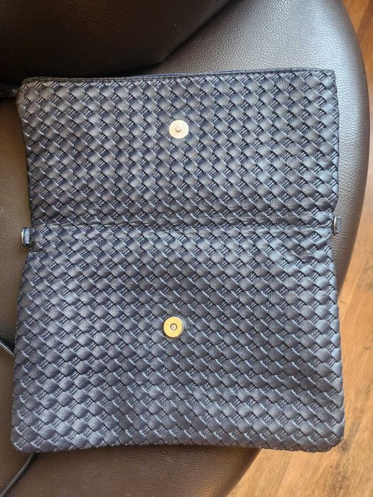 Дамска чанта тип клъч