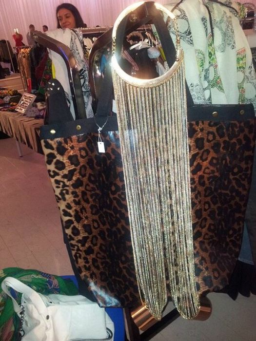 Colier spectaculos, unicat, perfect pentru un cadou special