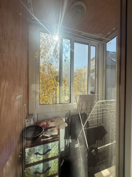 Дава се под наем Тристаен апартамент в София, Бъкстон - 60 кв.м за 714 € - Снимка #4