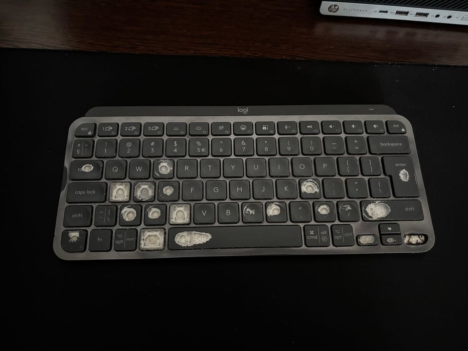 Tastatura logitech mx keys