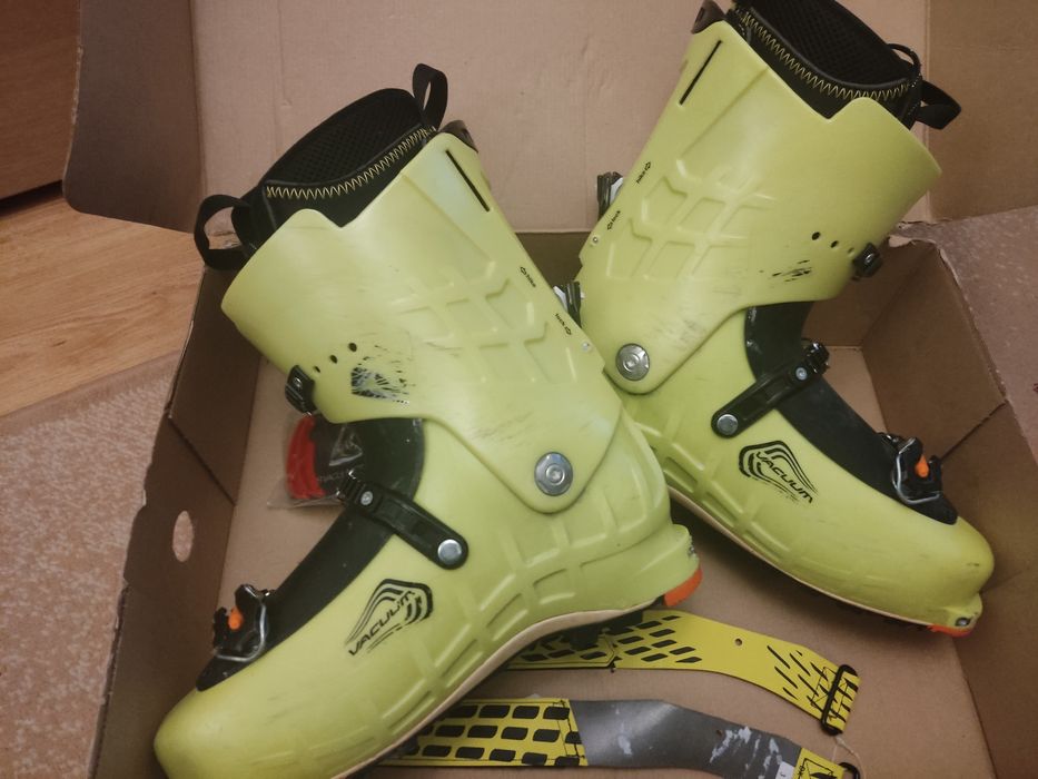 Clăpari schi de tură Fischer Transalp Vacuum TS Lite 29.5 / 45