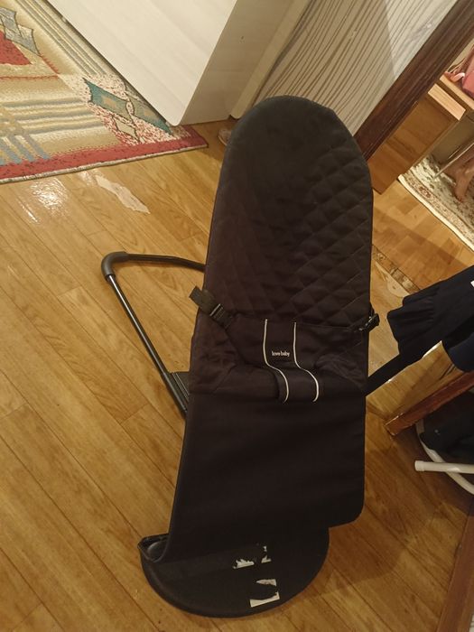 Продам ходунок и шезлонг