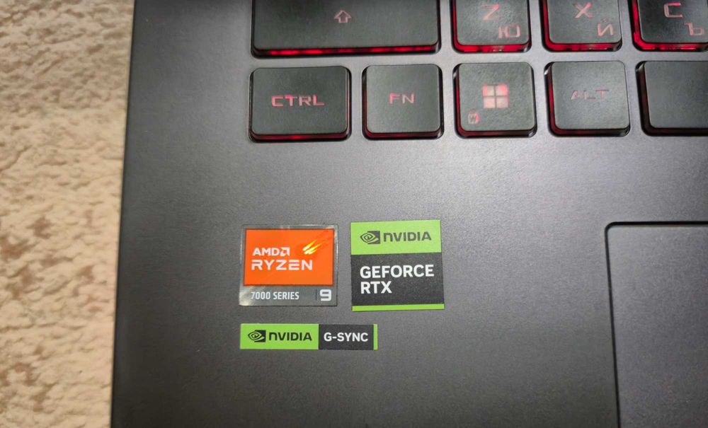 Asus Rog Gaming лаптоп
