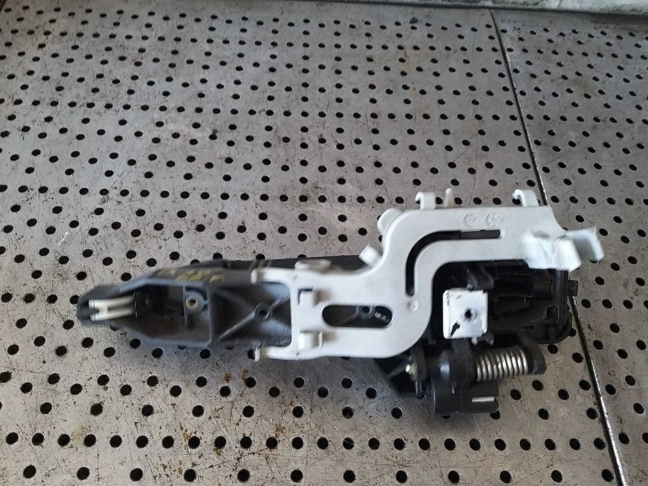 Maner usa dreapta fata hyundai ix20
