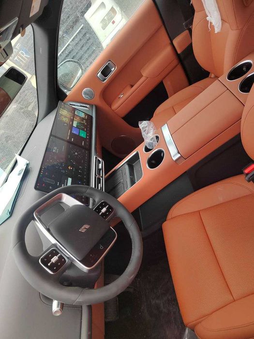 Lixiang LI9  ultra в наличии