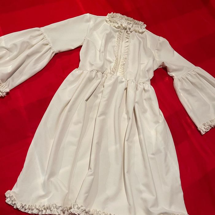 Платье размер L новое