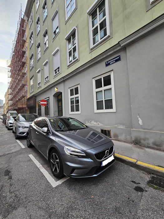 Vând Volvo V40 D3 R-Design – 2018