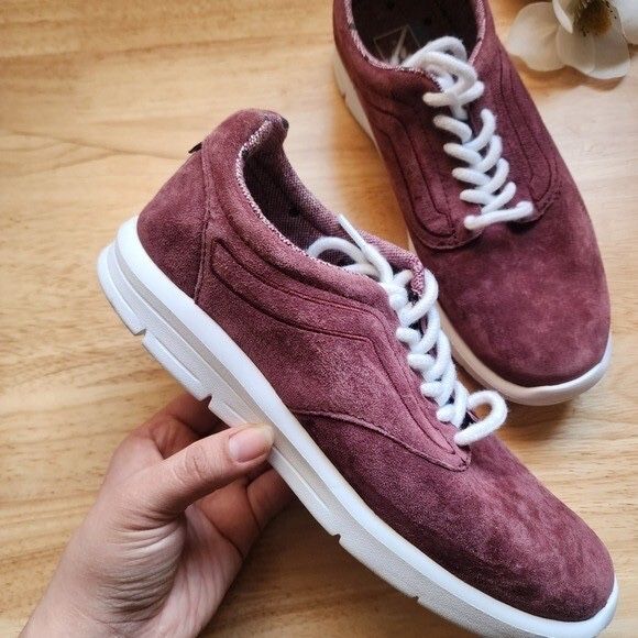 Дамски маратонки Vans номер 36