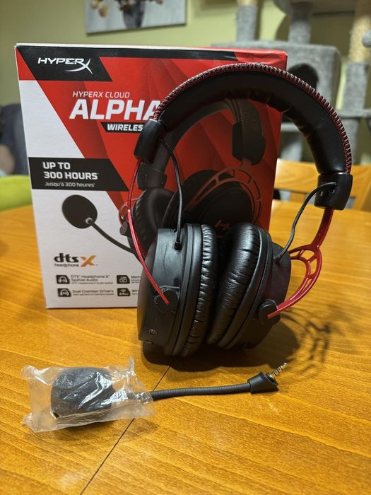 Hyperx Cloud  Alpha Wireless