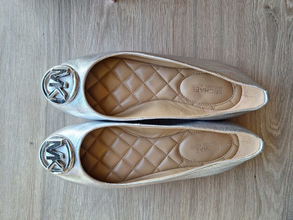 Обувки 35-36 номер (US 5)