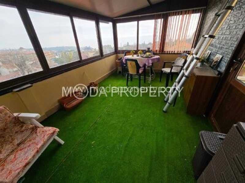 Шок-отстъпка, топ локация — къща с морска панорама във Варна