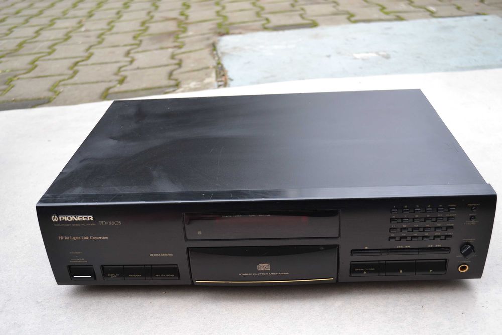 Cd player  pioneer pd s 605 Defect
