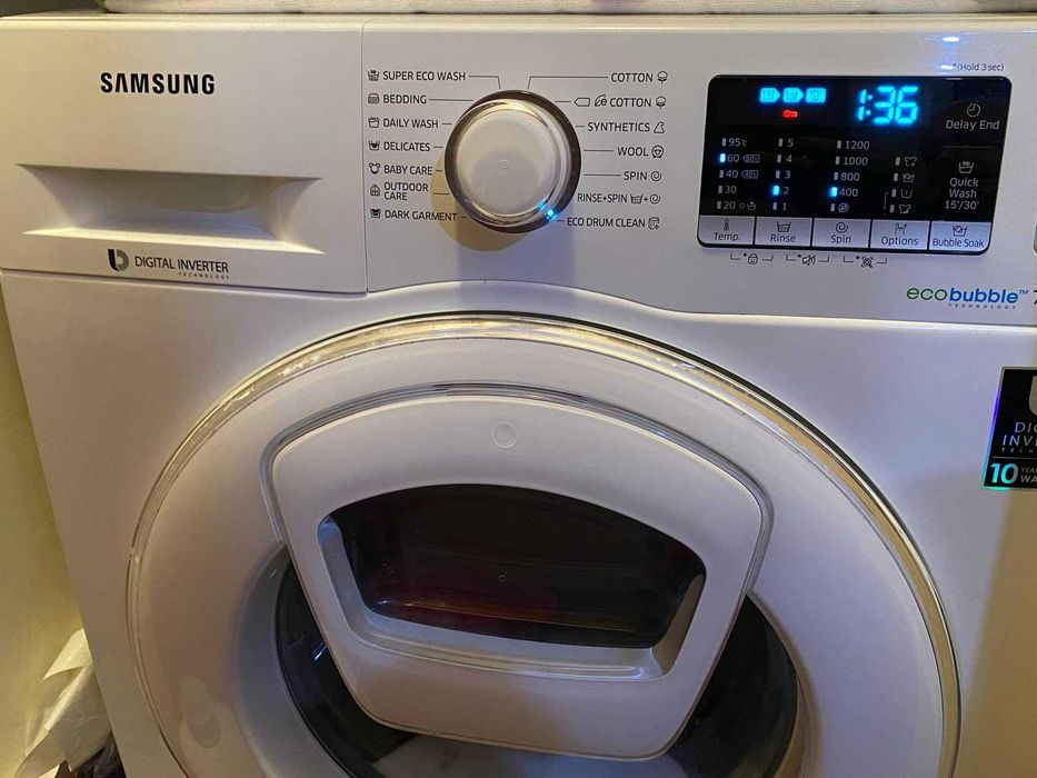 пералня Самсунг в отлично състояние