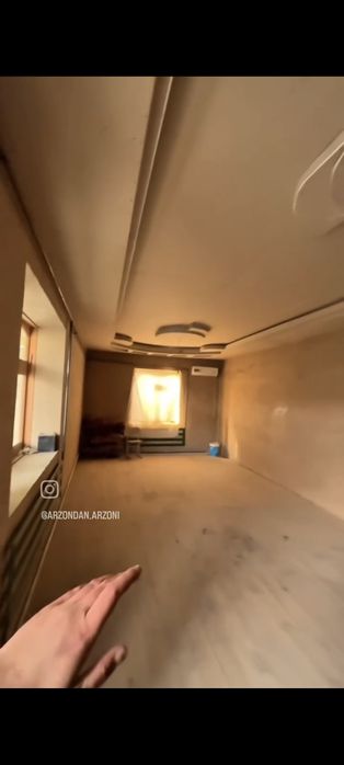 Uy Sotiladi Jomboy Banitsa