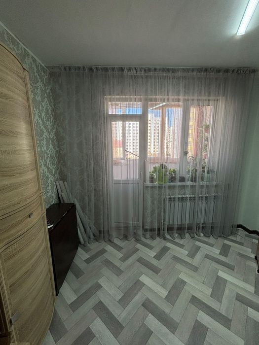 Продам квартиру евротрешку 70 м кв