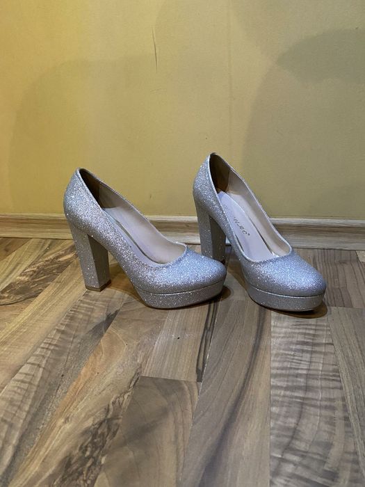 Бална рокля+обувки и чанта