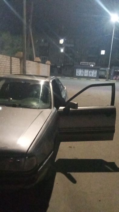 Продам машыну Ауди 90