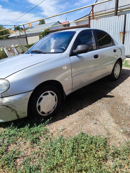 Автомобиль ЗАЗ шанс