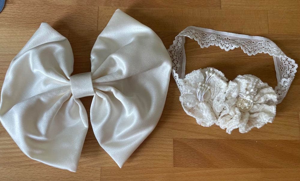 Бебешка дантелена официална рокличка