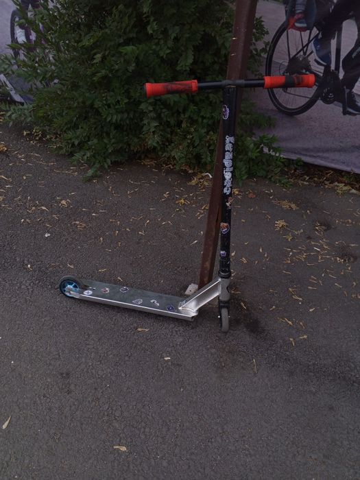 Продам самокат..