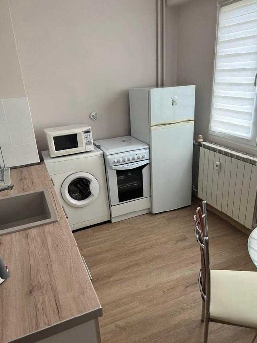 Дава се под наем Едностаен апартамент в София, Младост 3 - 50 кв.м за 500 € - Снимка #2