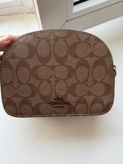 Сумки Coach и Tommy Hilfiger