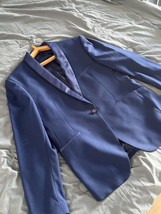 Продам мужской костюм