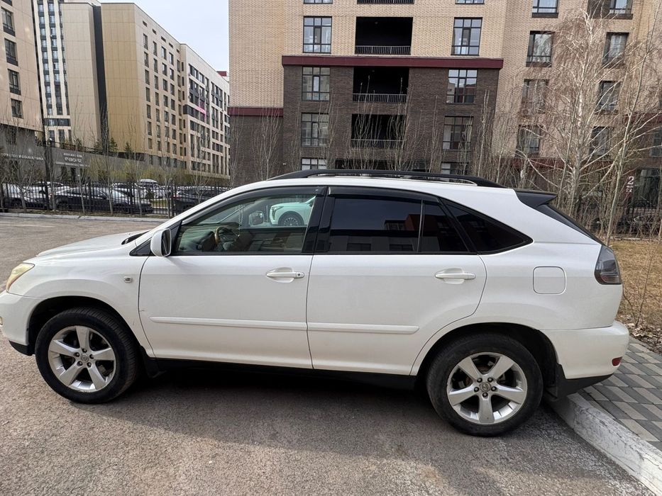 Продам лексус rx 350