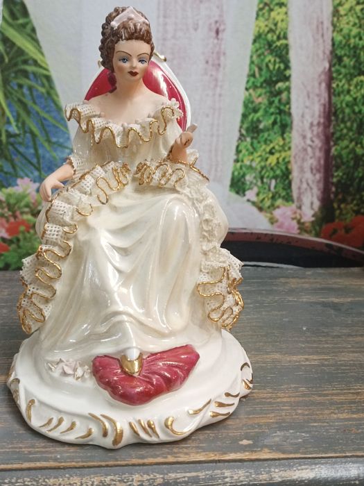 Savu Pianu de jos Porțelan de colecție