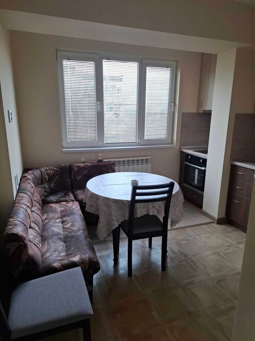 ПОД НАЕМ тристаен