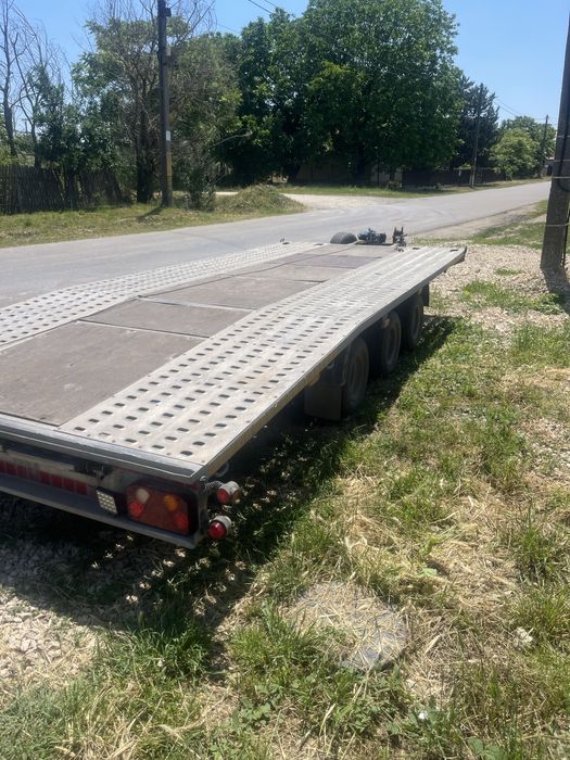 Vand/schimb touareg si platforma de 3.5t 3 axe