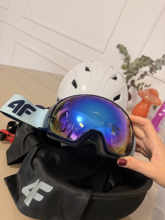Casca schi si ochelari de schi cu invelis oglinda