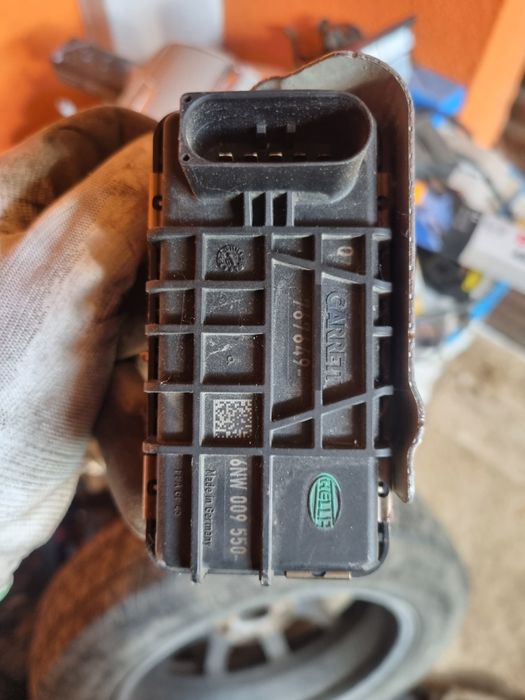 Управление за турбо за Audi q7 3.0tdi 239ks