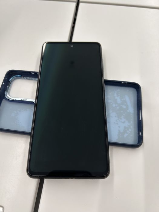 Продам samsung galaxy a52