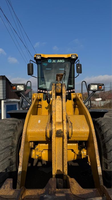 Погрузчик 3кубовый