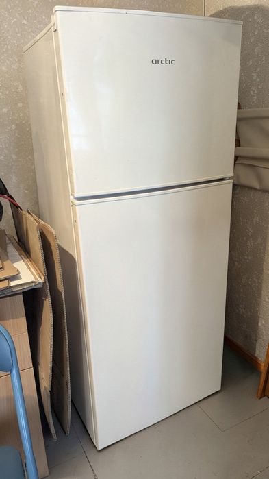 Frigider cu 2 uși Arctic AND266+ (Clasa A+) – Perfect Funcțional!