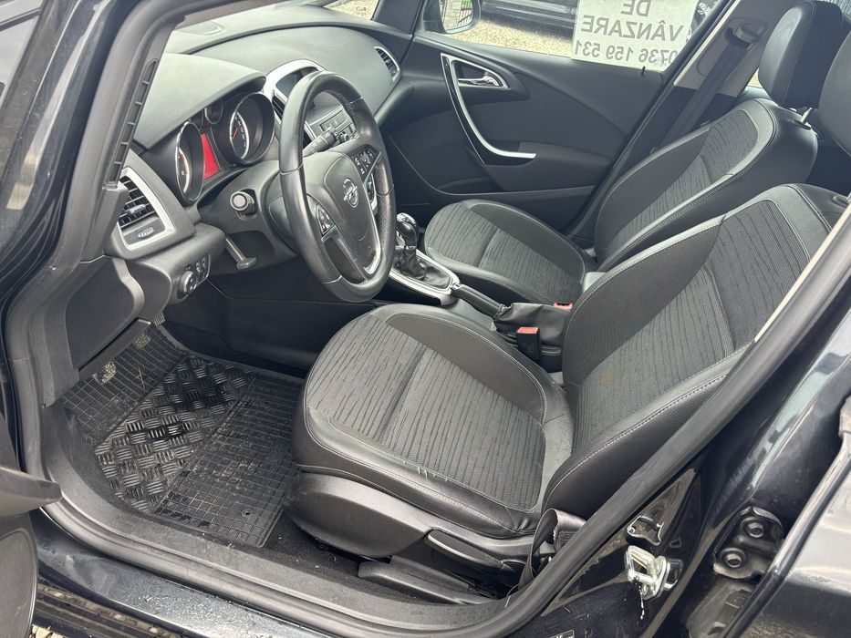 Dezmembrez opel astra j facelift euro 5  an 2019 motor 1.7 DTS   96kw