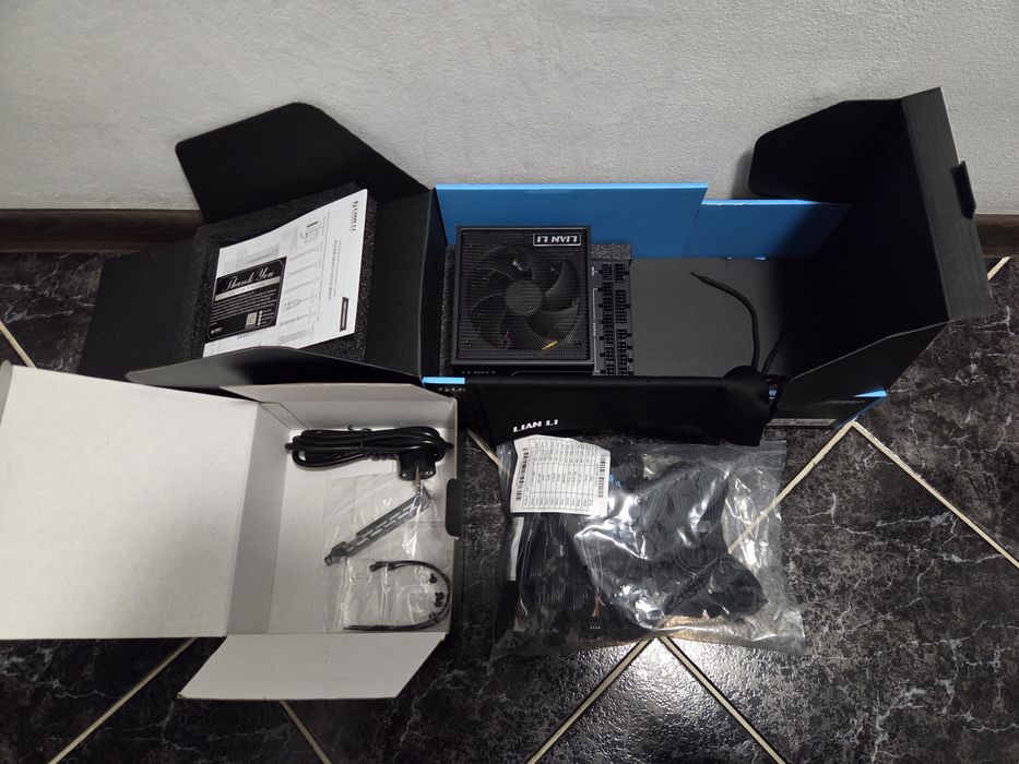 Sursa PC premium LianLi EDGE 850W Platinum  EG0850BE ATX 3.1 PCIe 5.1