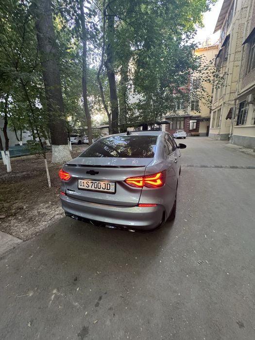 Mozna 1,5 uzimniki srochno sotiladi