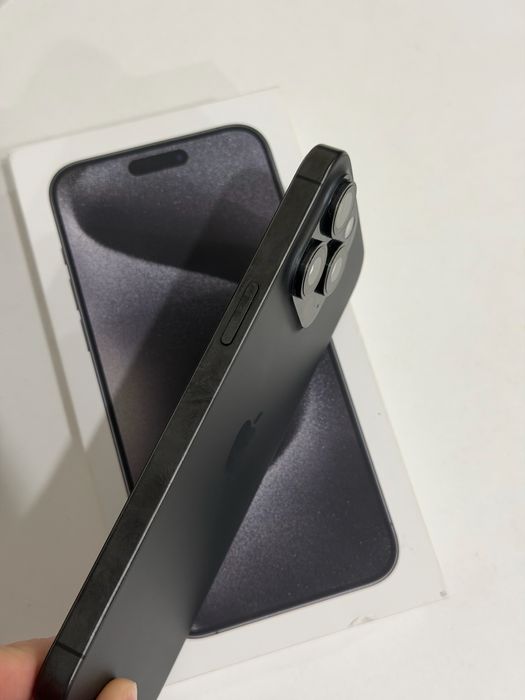 Продам IPhone 15 Pro Max 256Gb
