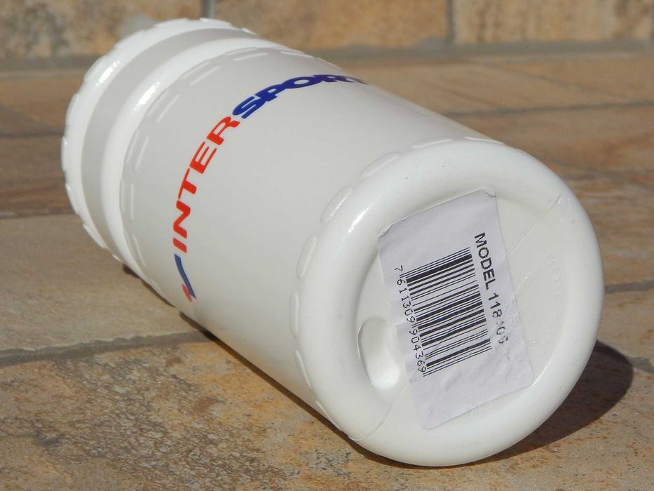Bidon apa Intersport 1L nou nefolosit