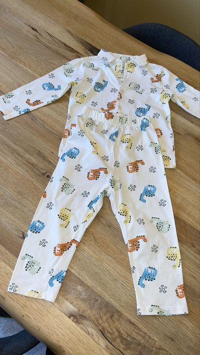 Pijamale copii LC Waikiki 12-18 luni