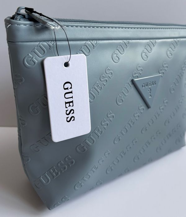 Дамски Несесери Guess