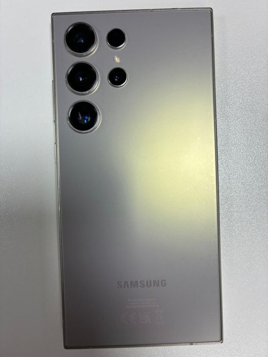 Samsung Galaxy S24 Ultra 512GB / 12GB RAM